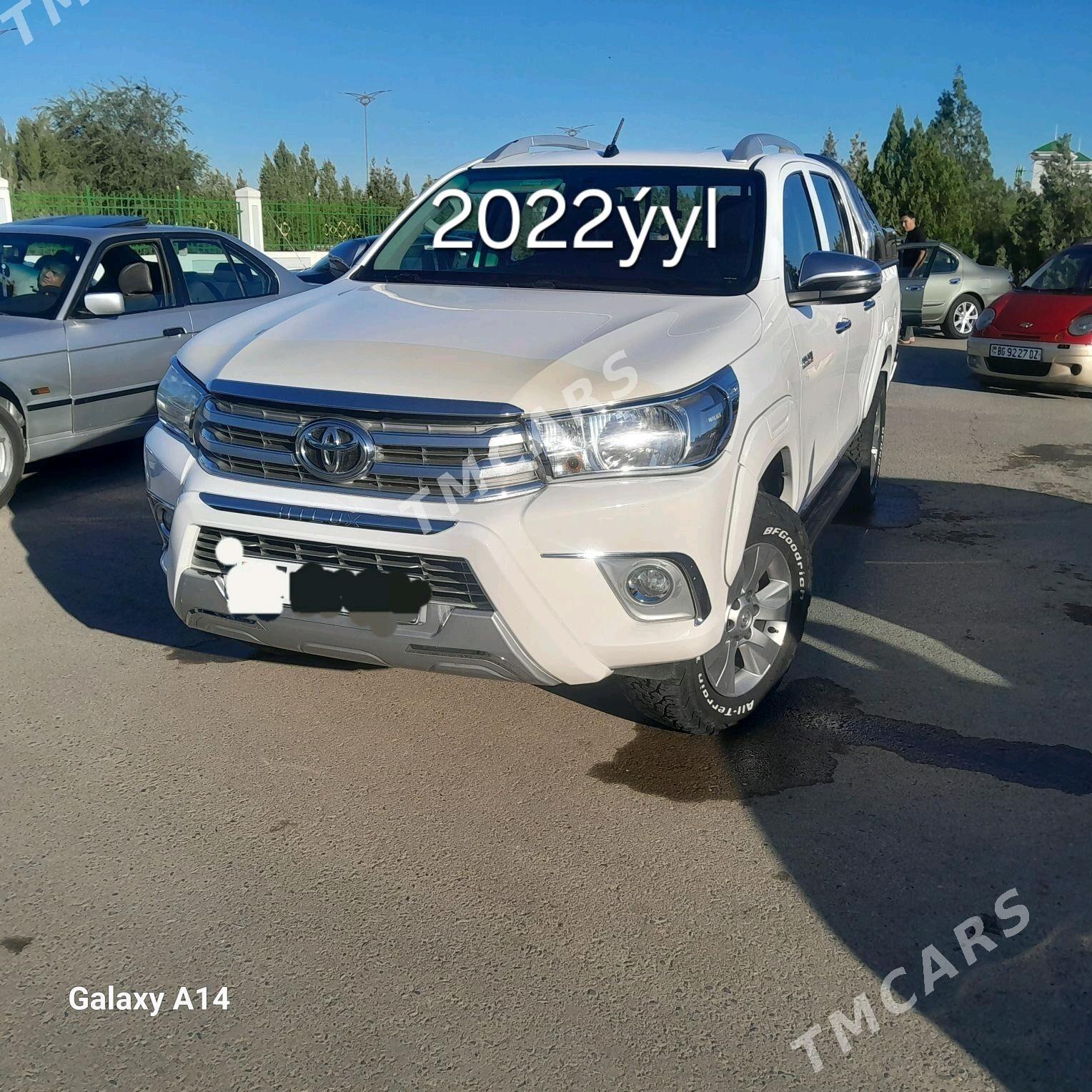 Toyota Hilux 2022 - 450 000 TMT - Рухубелентский этрап - img 2