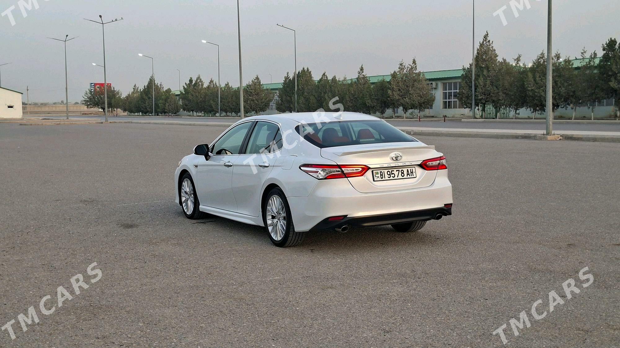 Toyota Camry 2019 - 318 000 TMT - Гёкдепе - img 5