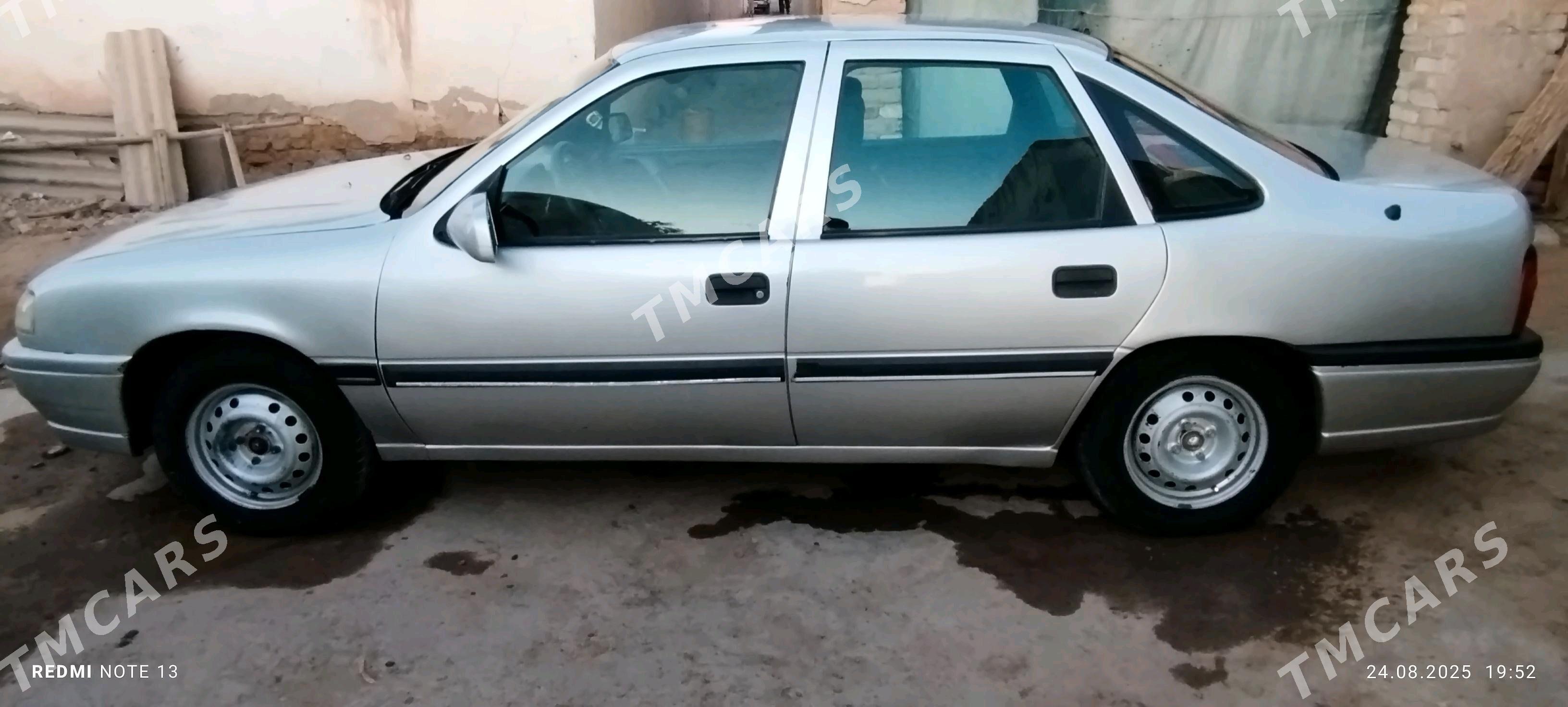 Opel Vectra 1992 - 40 000 TMT - Boldumsaz - img 6