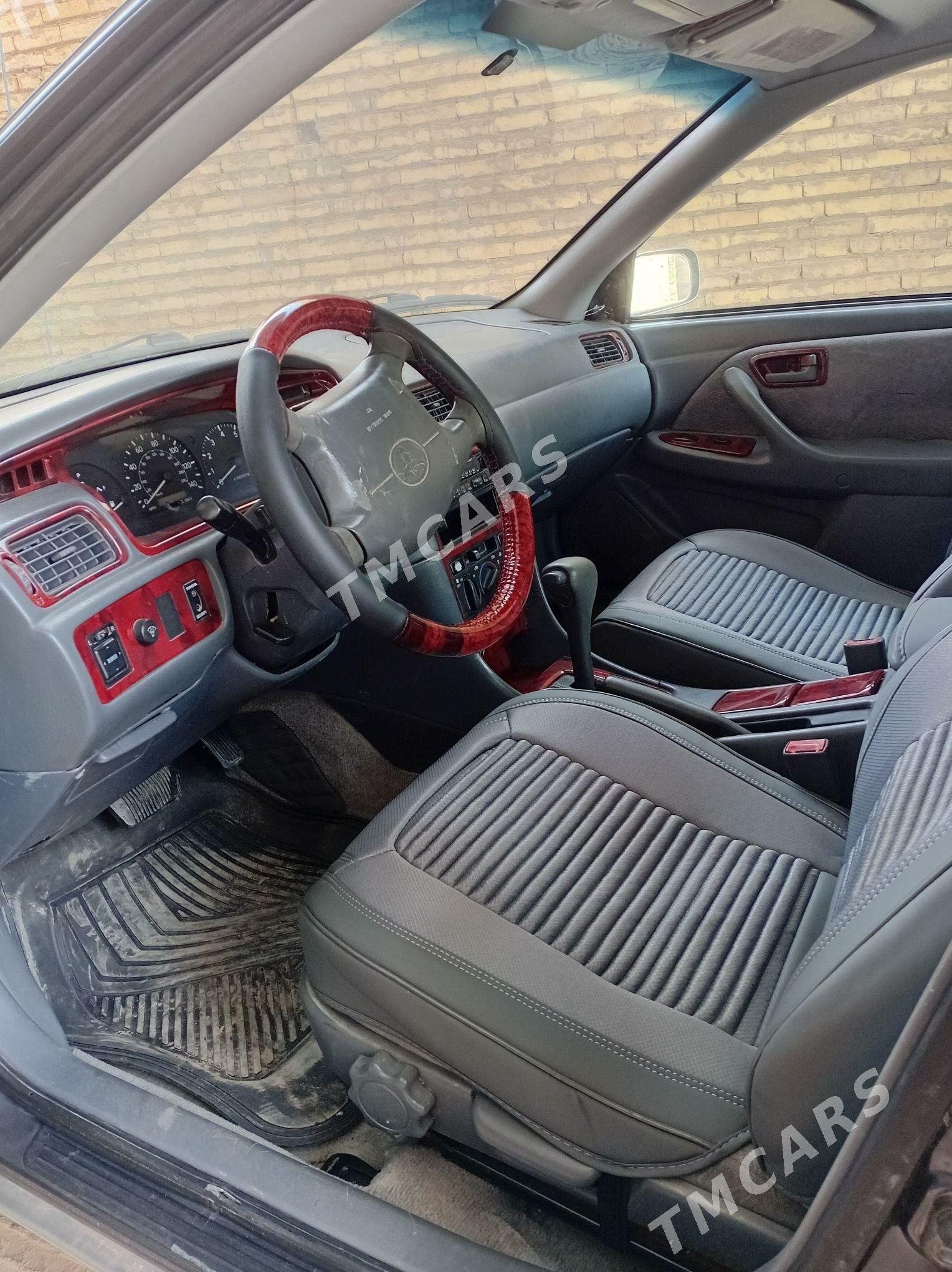 Toyota Camry 1997 - 125 000 TMT - Халач - img 3