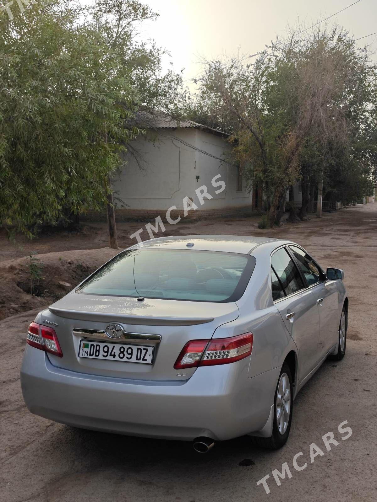 Toyota Camry 2010 - 220 000 TMT - Губадаг - img 6