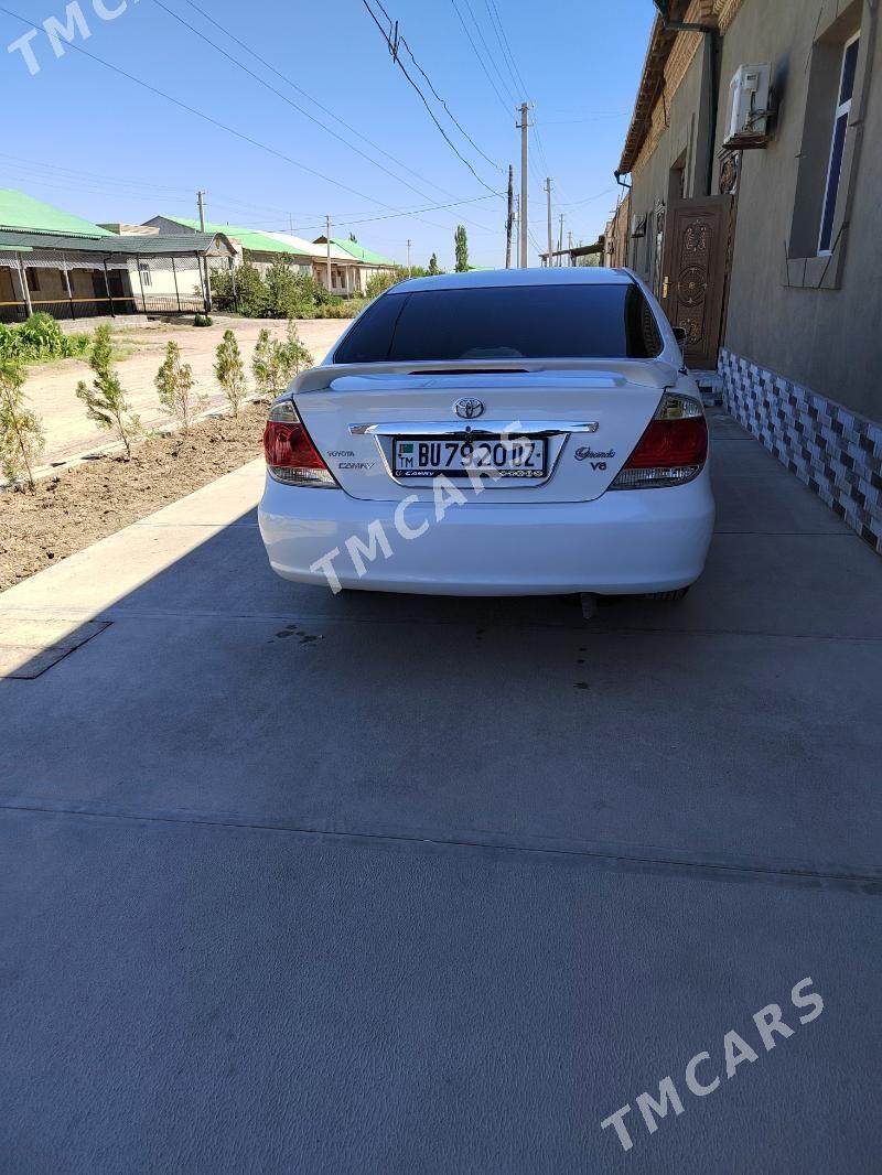 Toyota Camry 2004 - 180 000 TMT - Gurbansoltan Eje - img 3