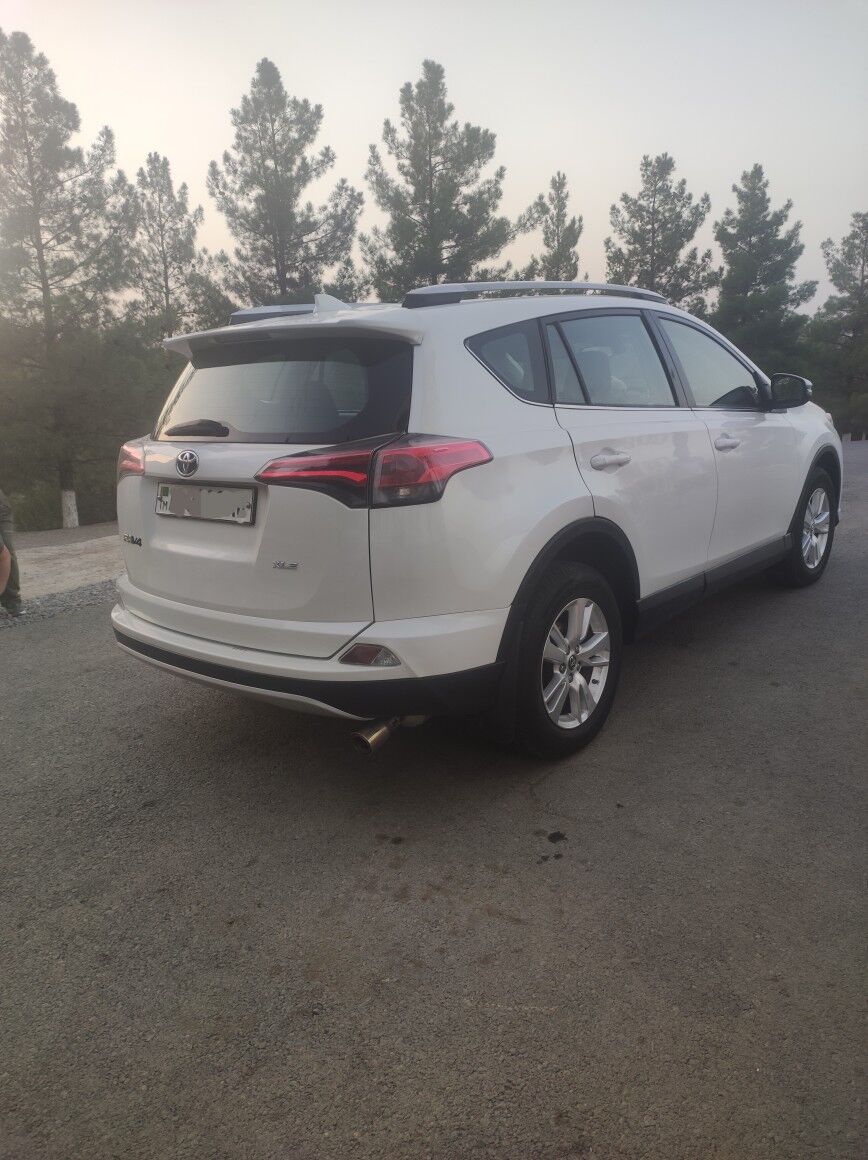Toyota RAV4 2017 - 275 000 TMT - 30 mkr - img 3
