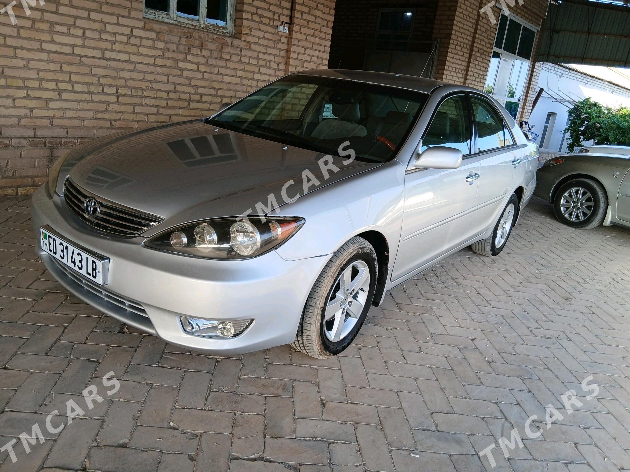 Toyota Camry 2003 - 140 000 TMT - Halaç - img 4