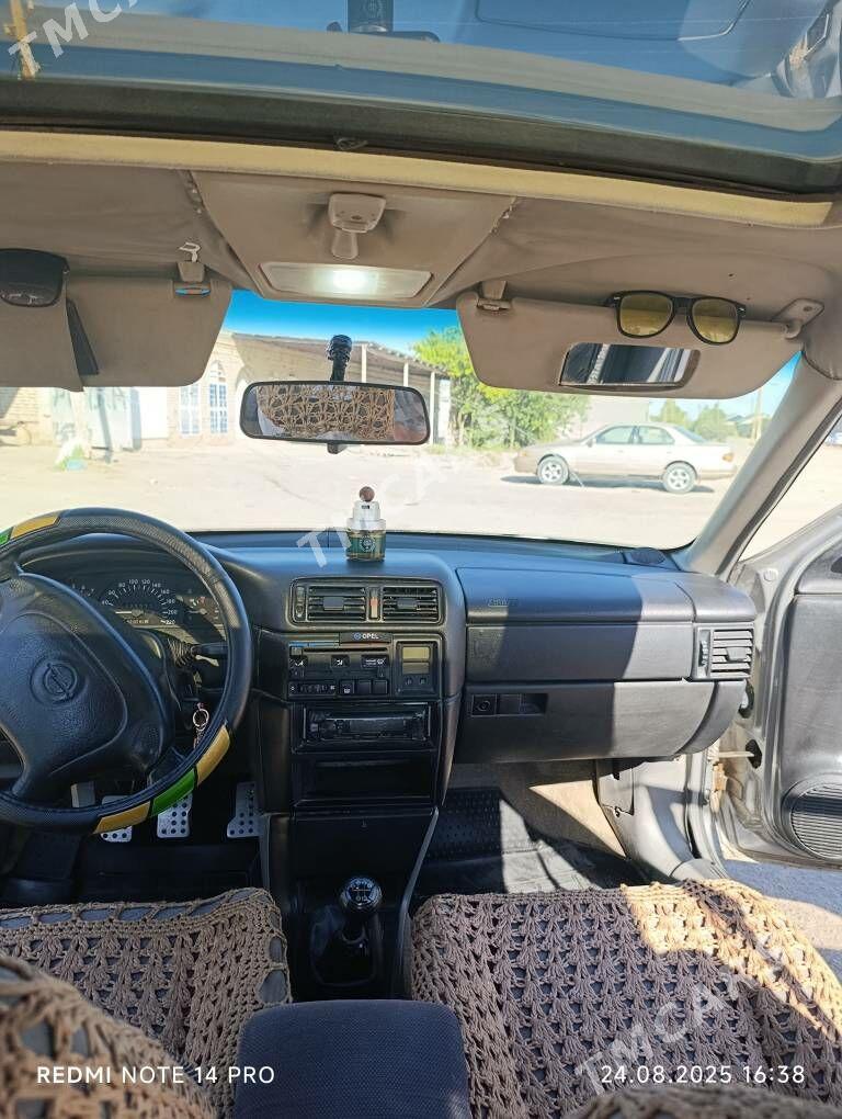 Opel Vectra 1993 - 40 000 TMT - Кёнеургенч - img 2