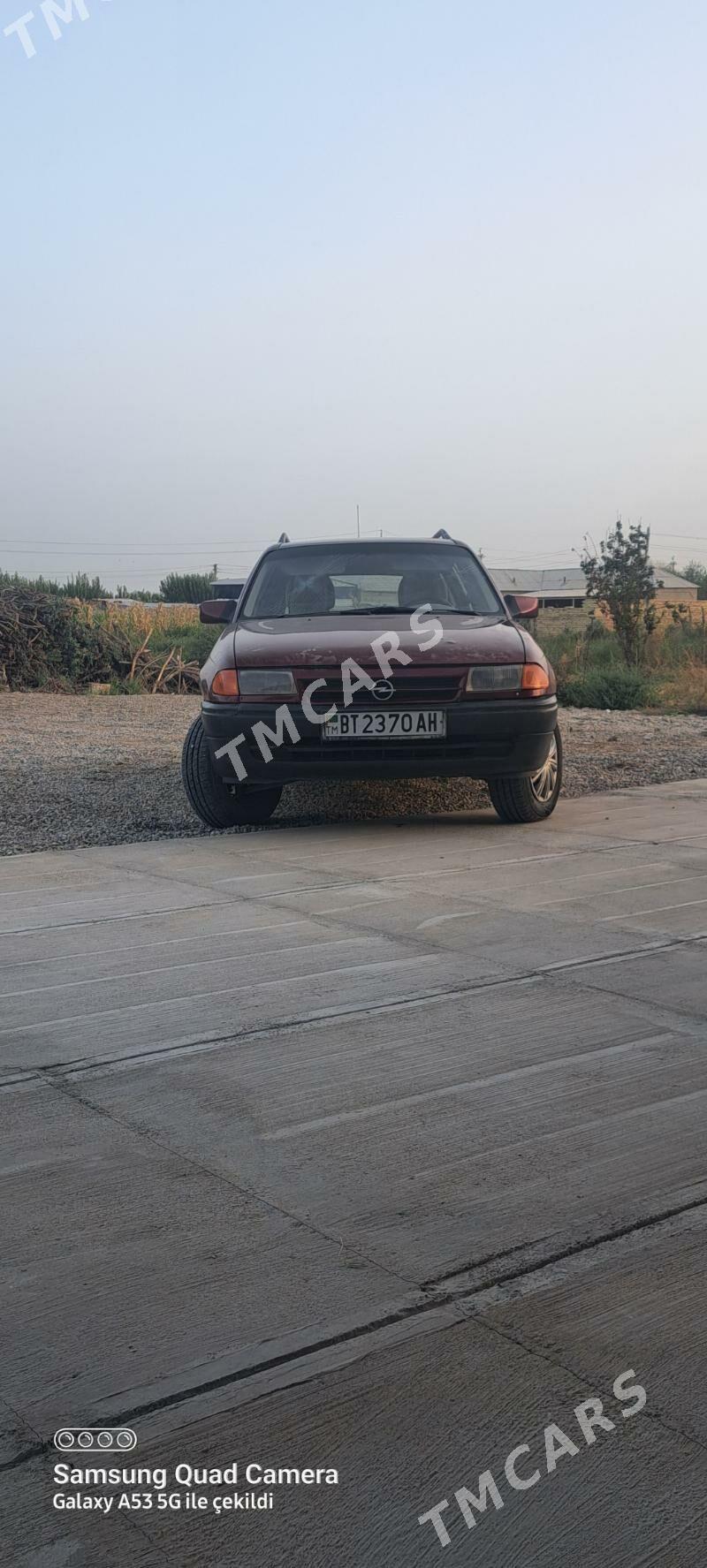 Opel Vectra 1992 - 35 000 TMT - Теджен - img 3