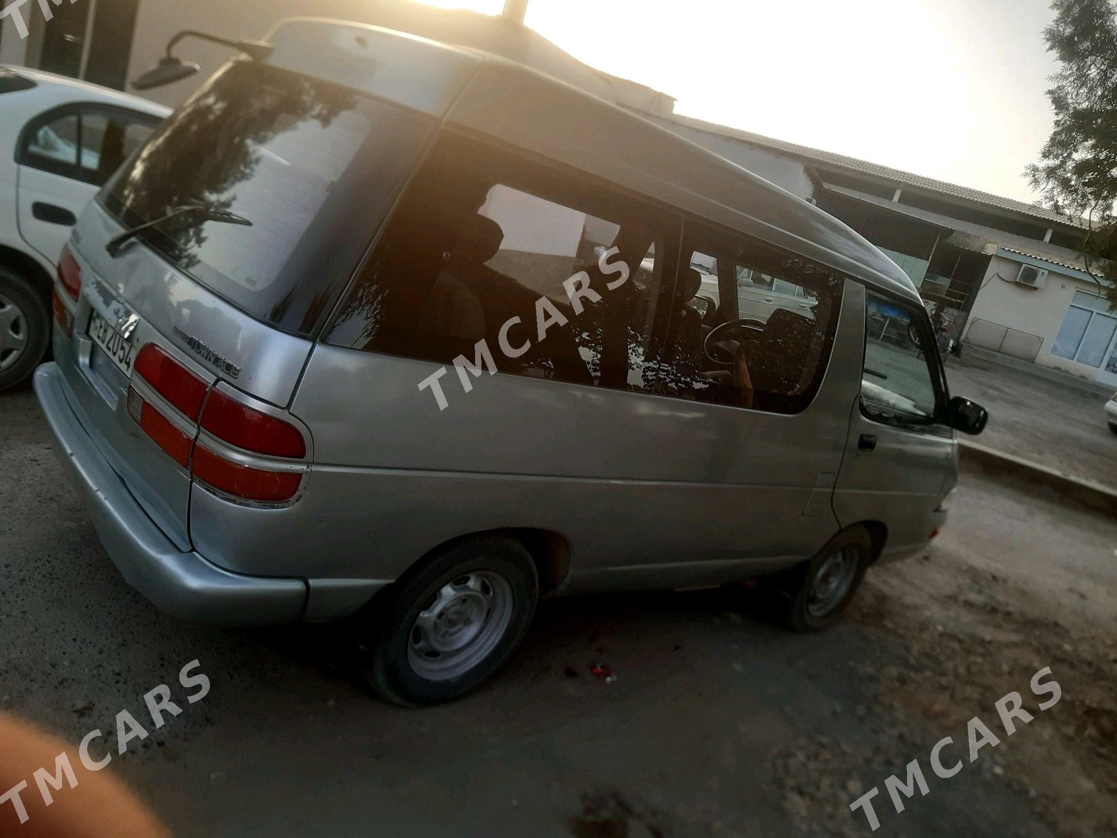 Toyota Town Ace 1994 - 50 000 TMT - Саят - img 4