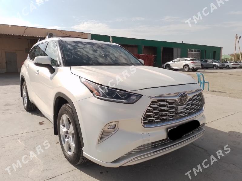 Toyota Highlander 2021 - 475 000 TMT - Мары - img 5