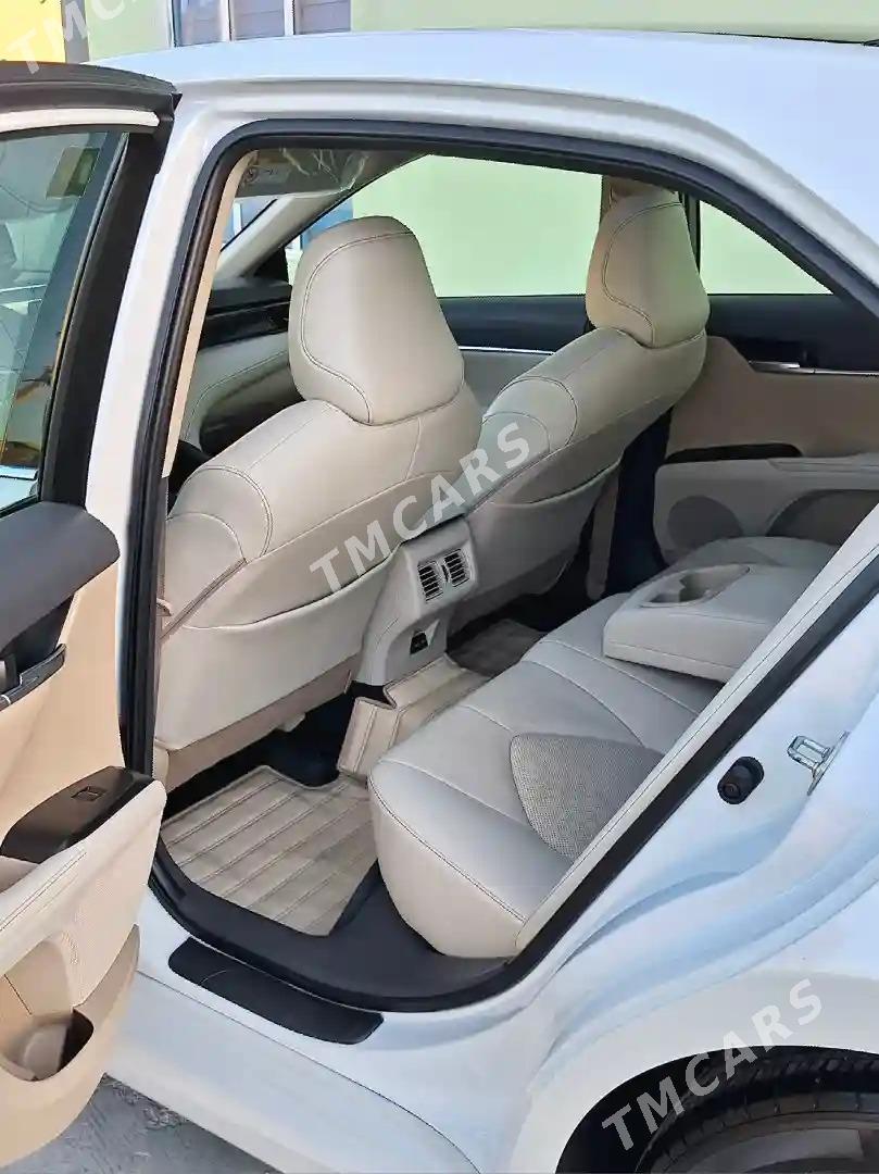 Toyota Camry 2022 - 510 000 TMT - Ашхабад - img 4