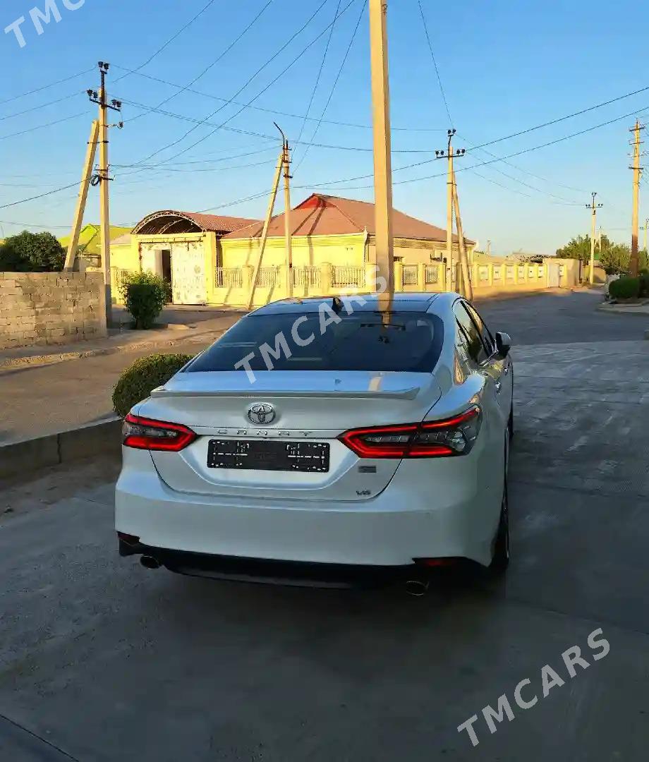 Toyota Camry 2022 - 510 000 TMT - Ашхабад - img 2