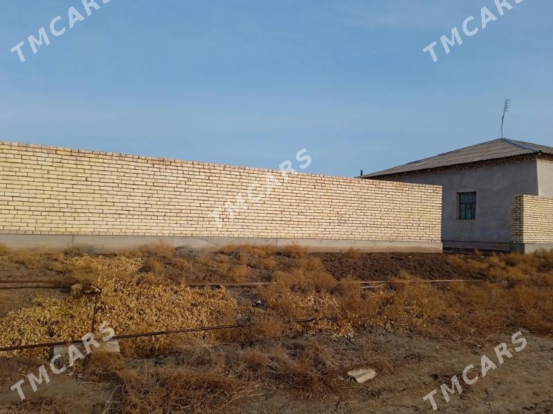Satlyk jaý - Türkmenbaşy etr. - img 3
