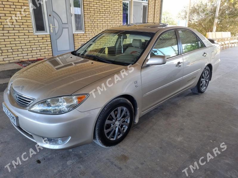 Toyota Camry 2003 - 195 000 TMT - Мары - img 3