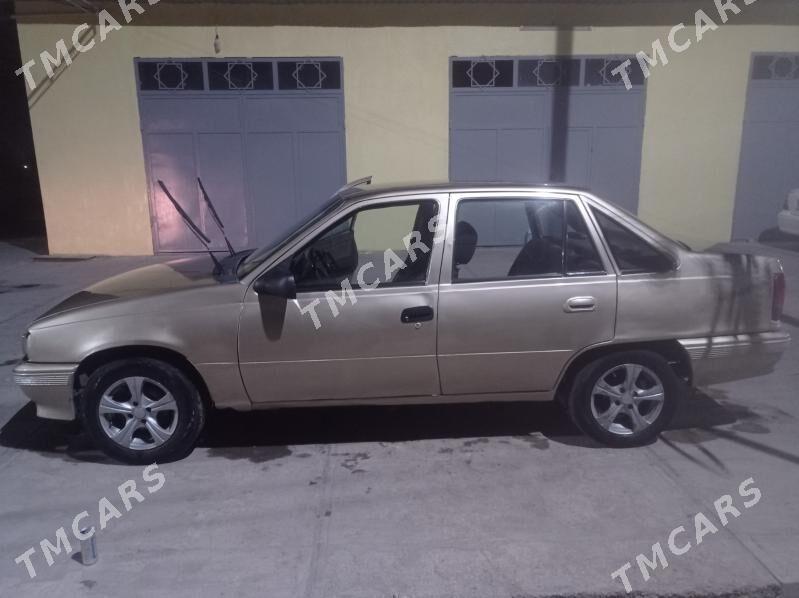 Opel Vectra 1987 - 20 000 TMT - Daşoguz - img 4