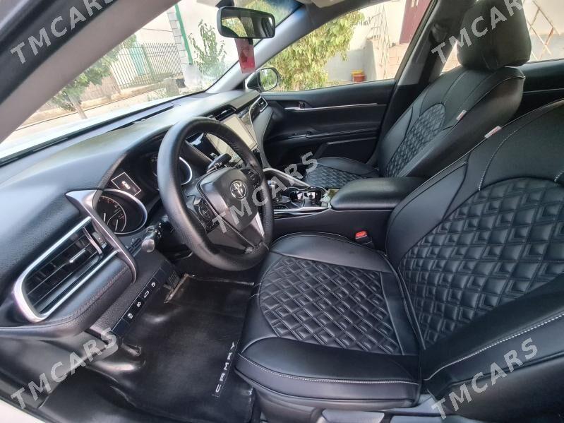 Toyota Camry 2019 - 256 000 TMT - Ашхабад - img 4