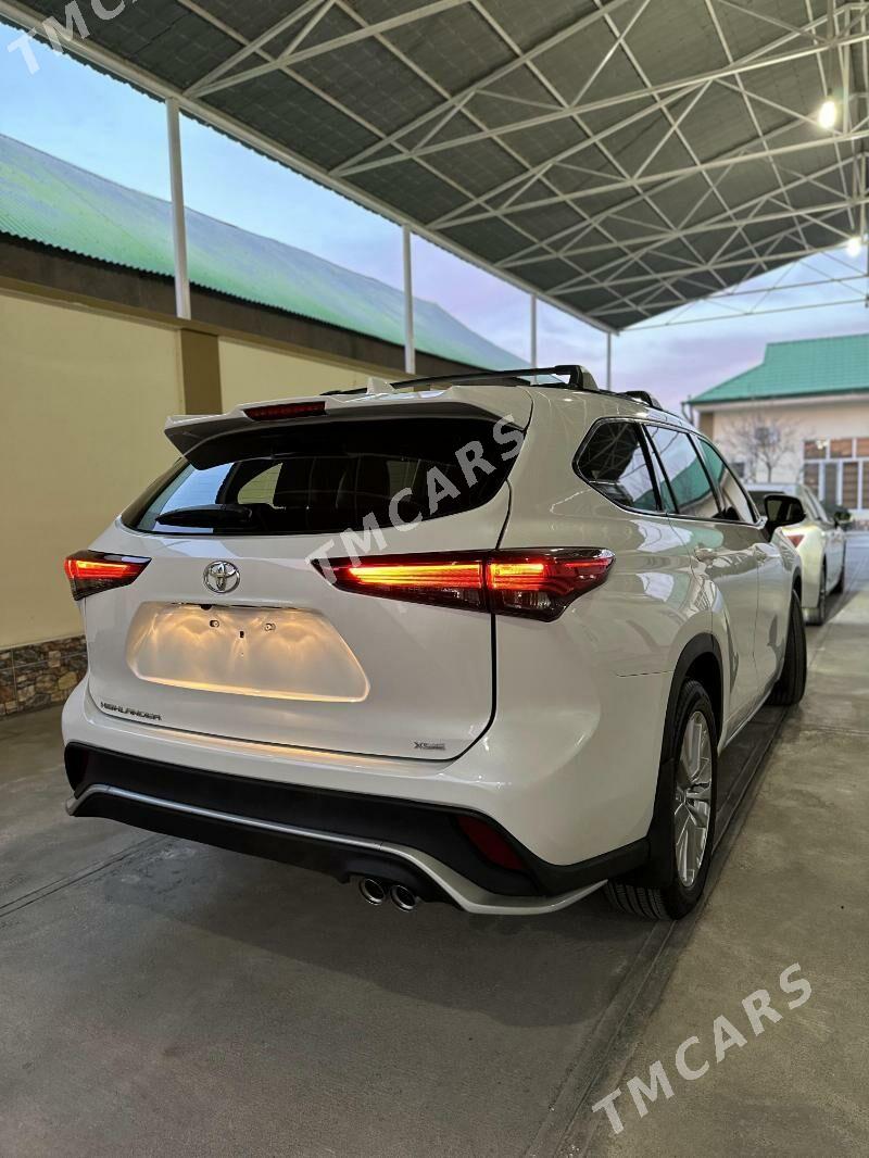 Toyota Highlander 2022 - 570 000 TMT - Aşgabat - img 2