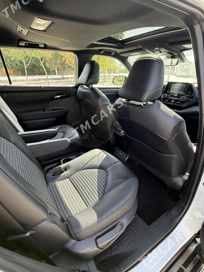Toyota Highlander 2022 - 570 000 TMT - Aşgabat - img 4