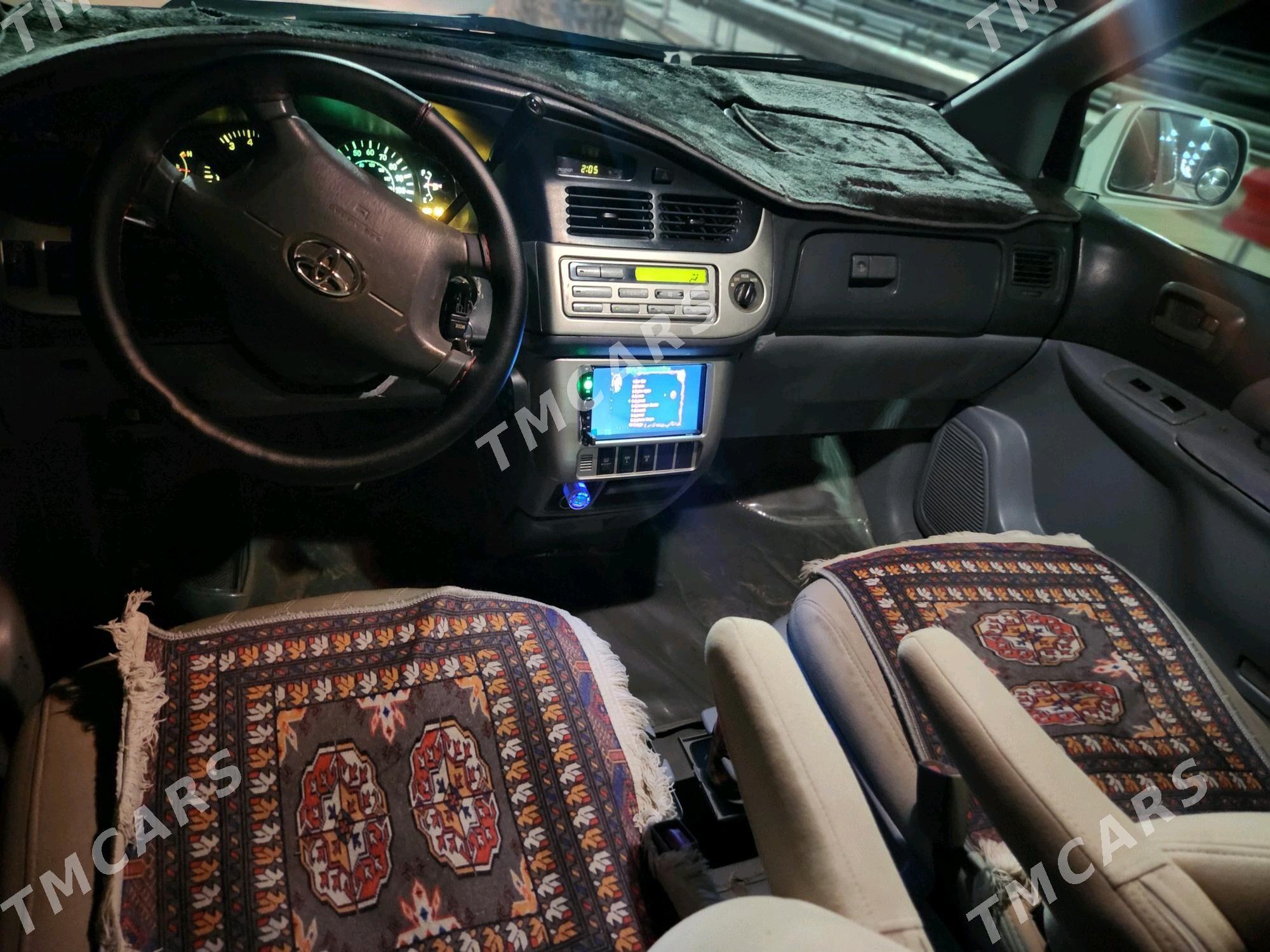 Toyota Sienna 2002 - 155 000 TMT - Бабадайхан - img 6