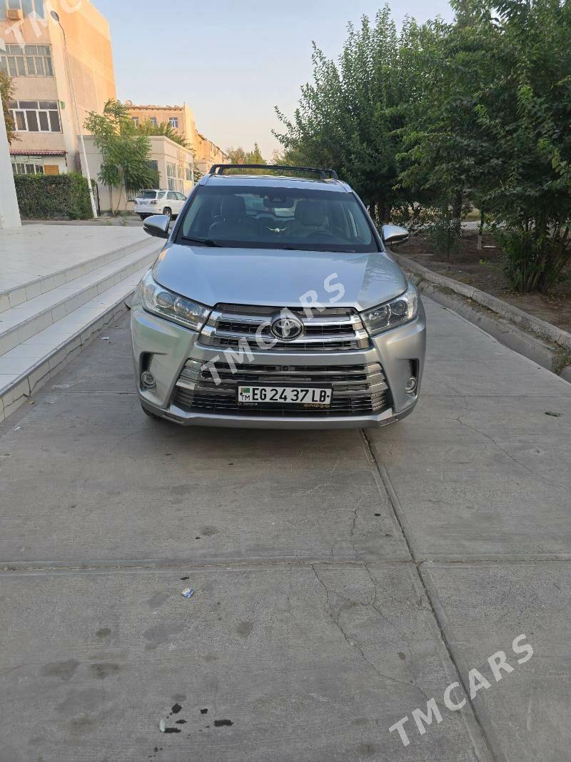 Toyota Highlander 2019 - 470 000 TMT - Türkmenabat - img 8