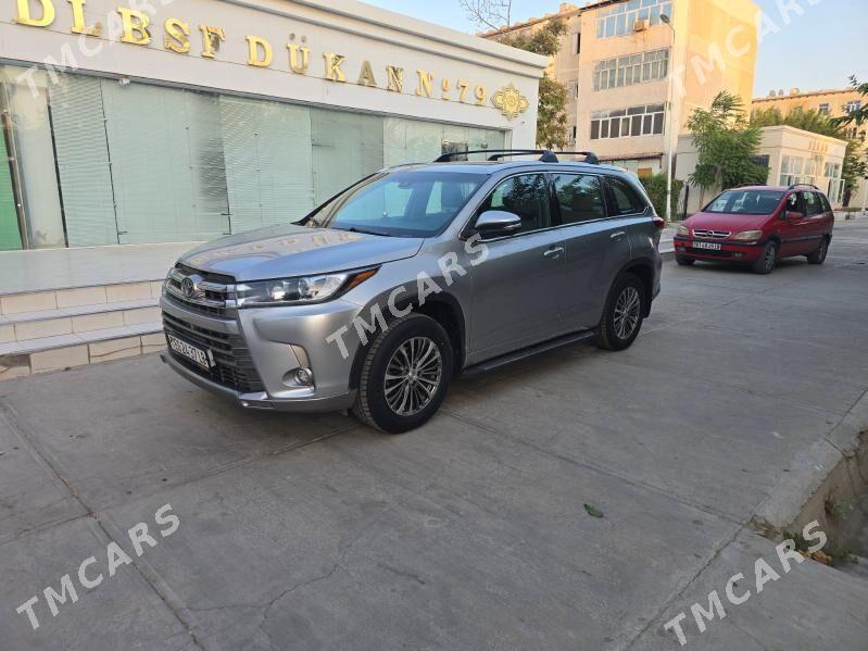 Toyota Highlander 2019 - 470 000 TMT - Türkmenabat - img 4