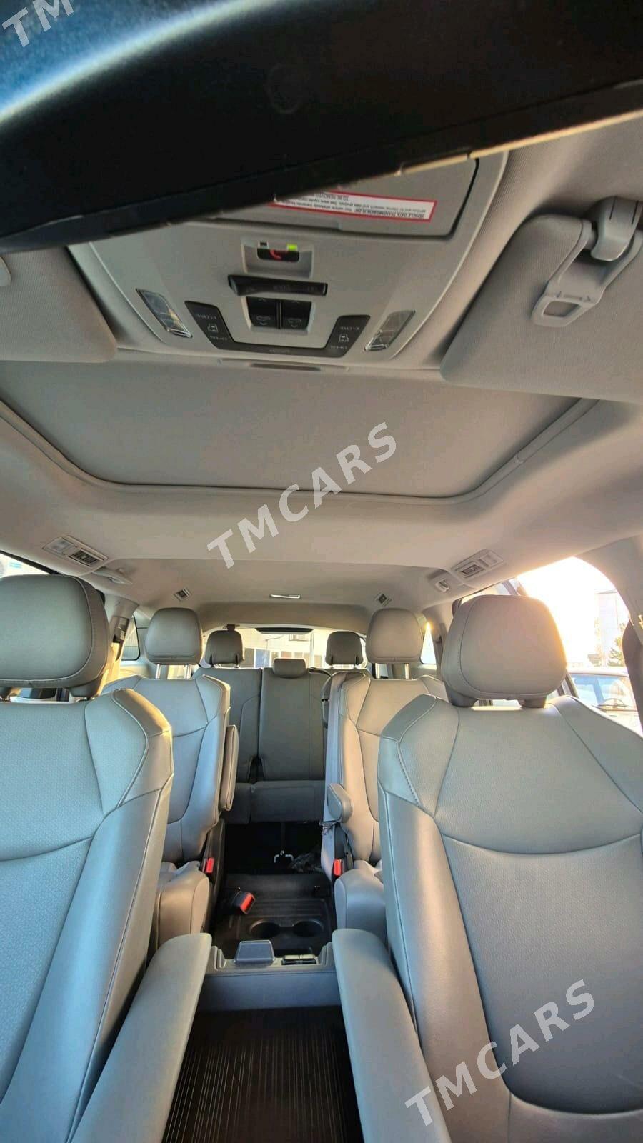 Toyota Sienna 2022 - 552 000 TMT - Балканабат - img 7
