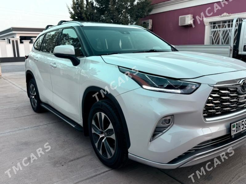 Toyota Highlander 2022 - 555 000 TMT - Балканабат - img 3
