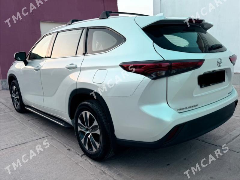 Toyota Highlander 2022 - 555 000 TMT - Балканабат - img 10