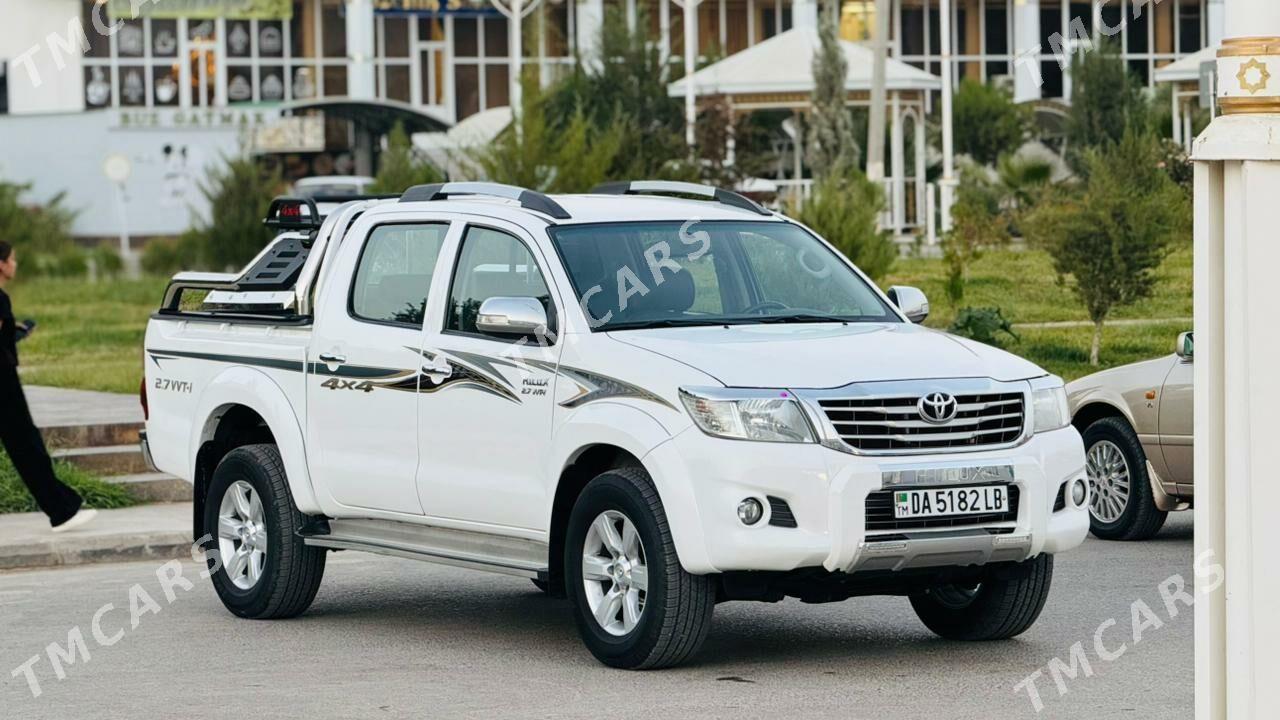 Toyota Hilux 2015 - 440 000 TMT - Керки - img 5