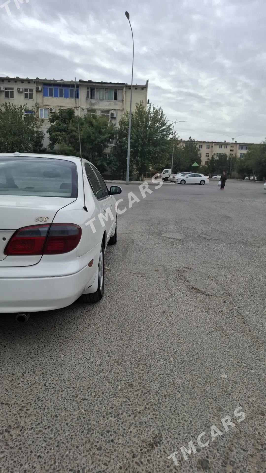Nissan Maxima 2000 - 70 000 TMT - 11 мкр - img 2