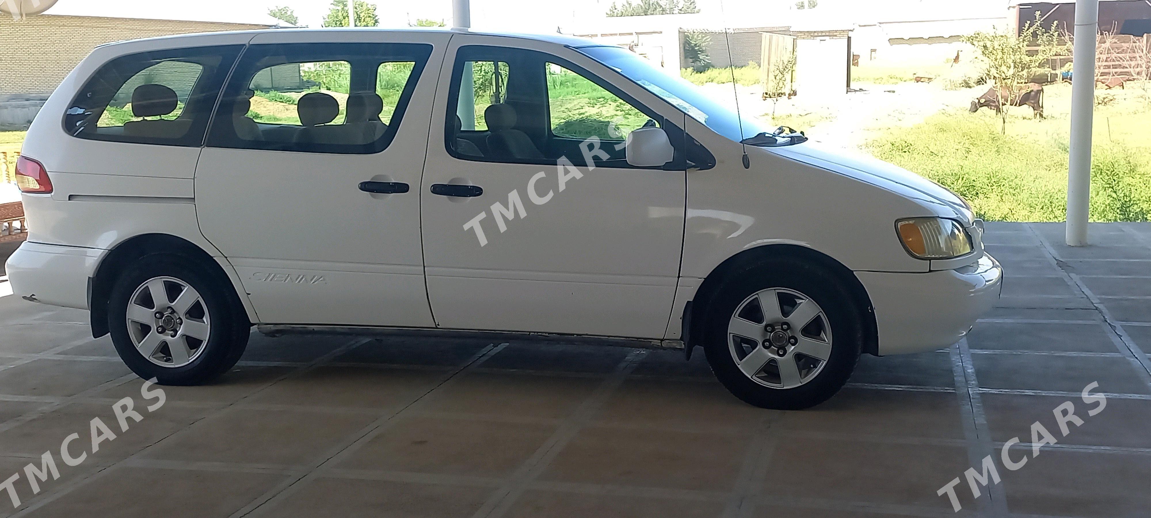 Toyota Sienna 2001 - 140 000 TMT - Wekilbazar - img 7