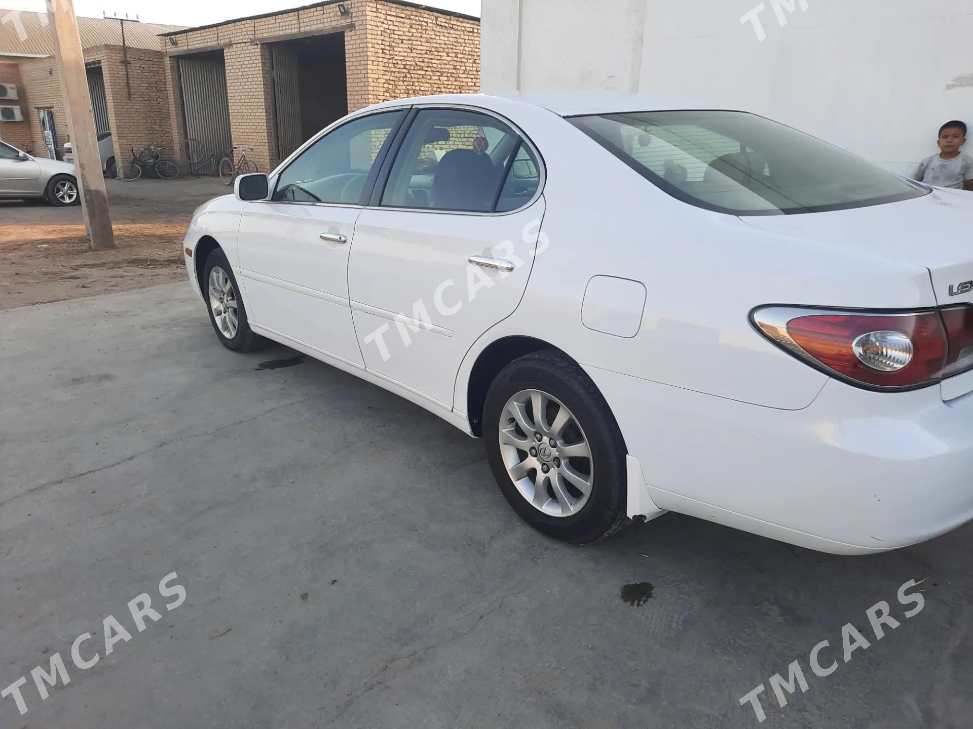 Lexus ES 300 2002 - 185 000 TMT - Саят - img 4