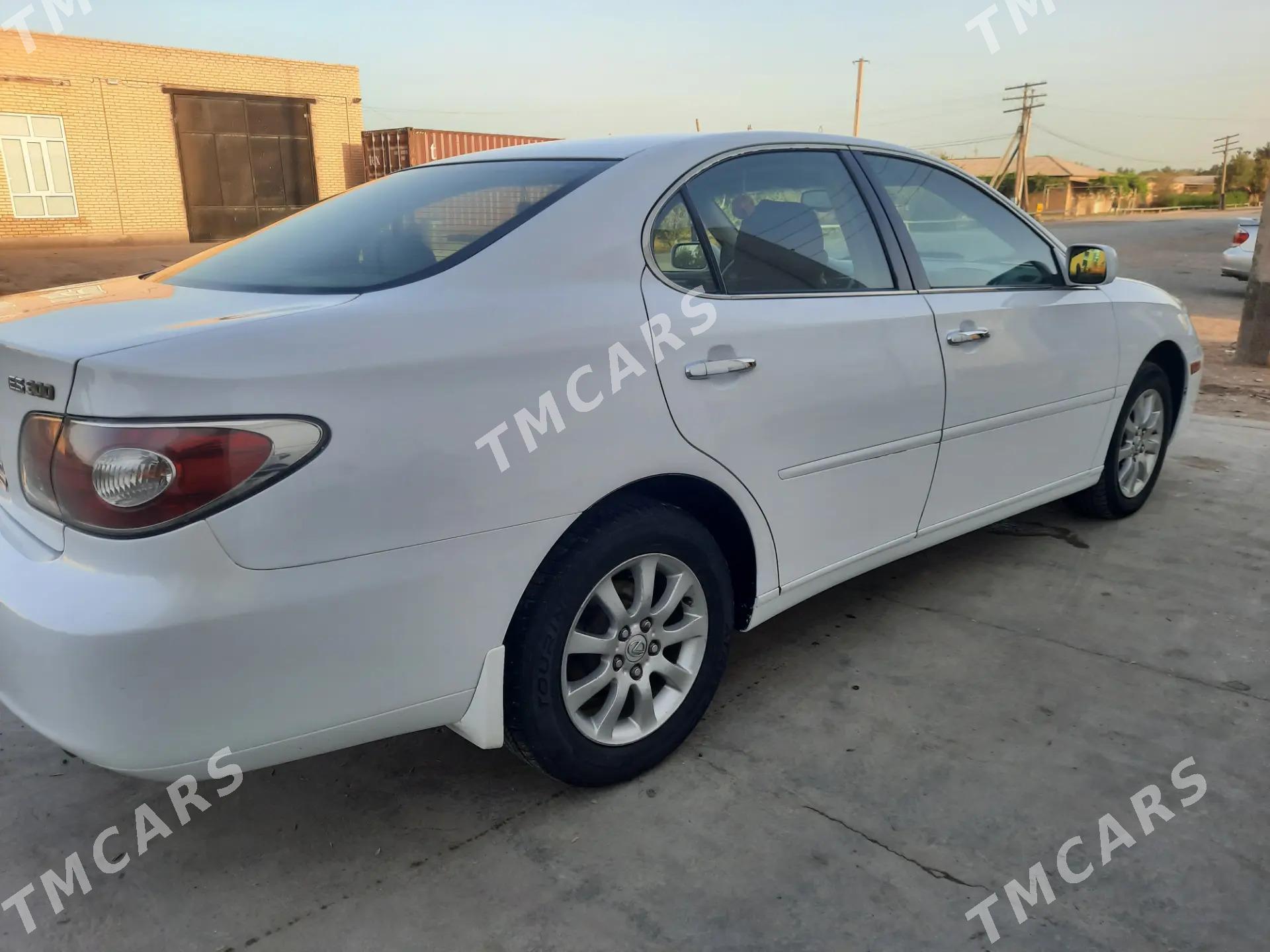 Lexus ES 300 2002 - 185 000 TMT - Саят - img 5