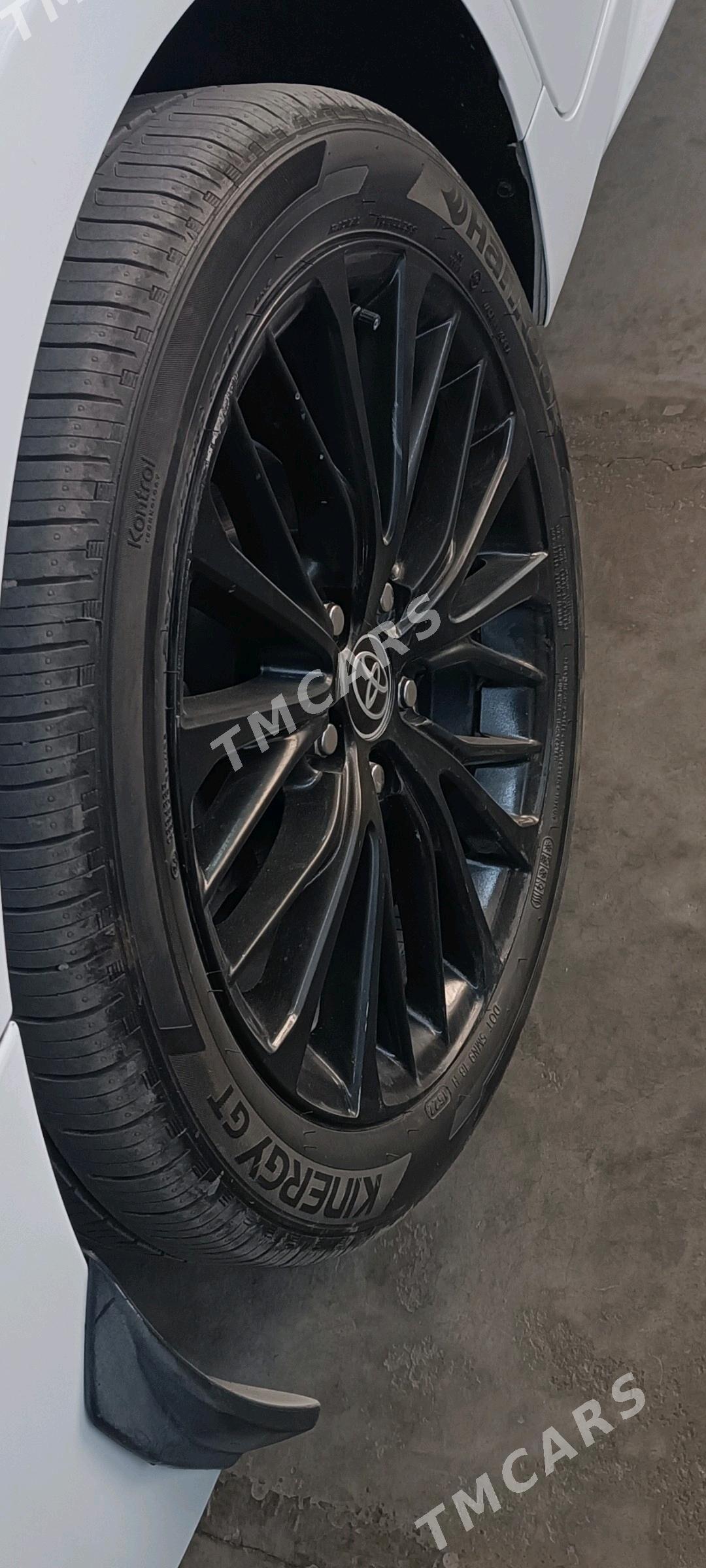 Toyota Camry 2022 - 330 000 TMT - Мары - img 8
