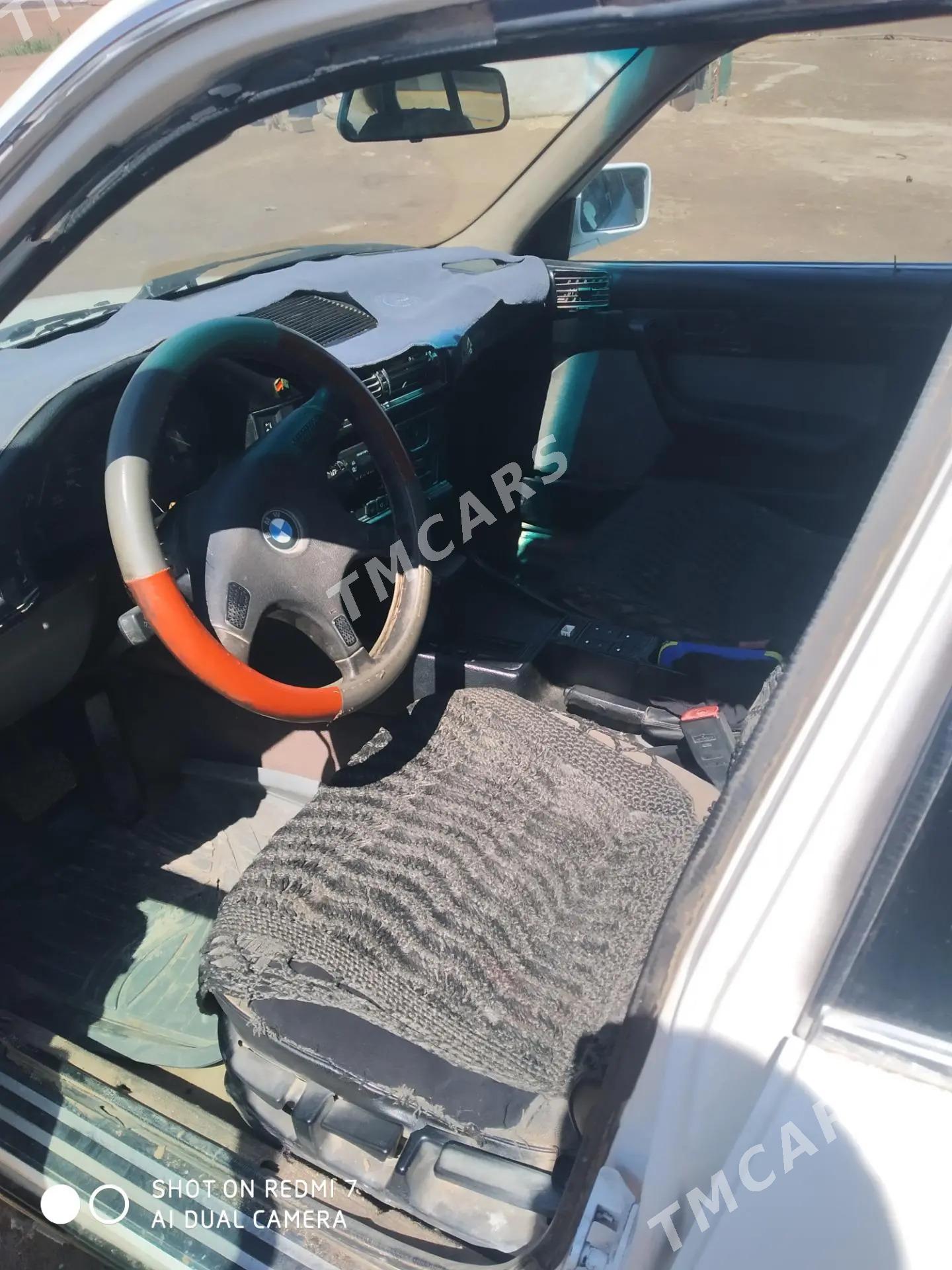 Jeep Cherokee 1998 - 30 000 TMT - Köneürgenç - img 3