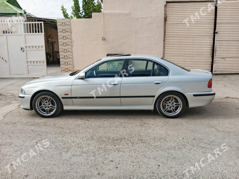 BMW E39 2001 - 125 000 TMT - Hitrowka - img 4