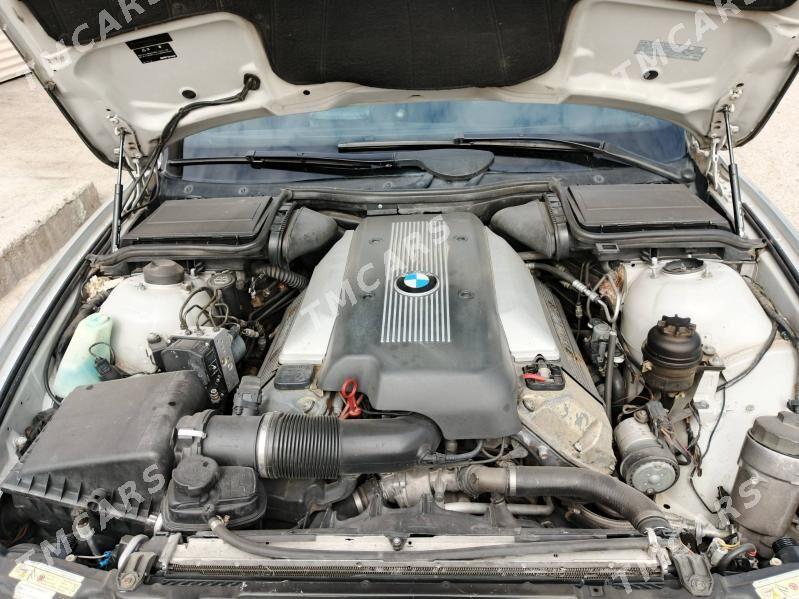 BMW E39 2001 - 125 000 TMT - Hitrowka - img 5