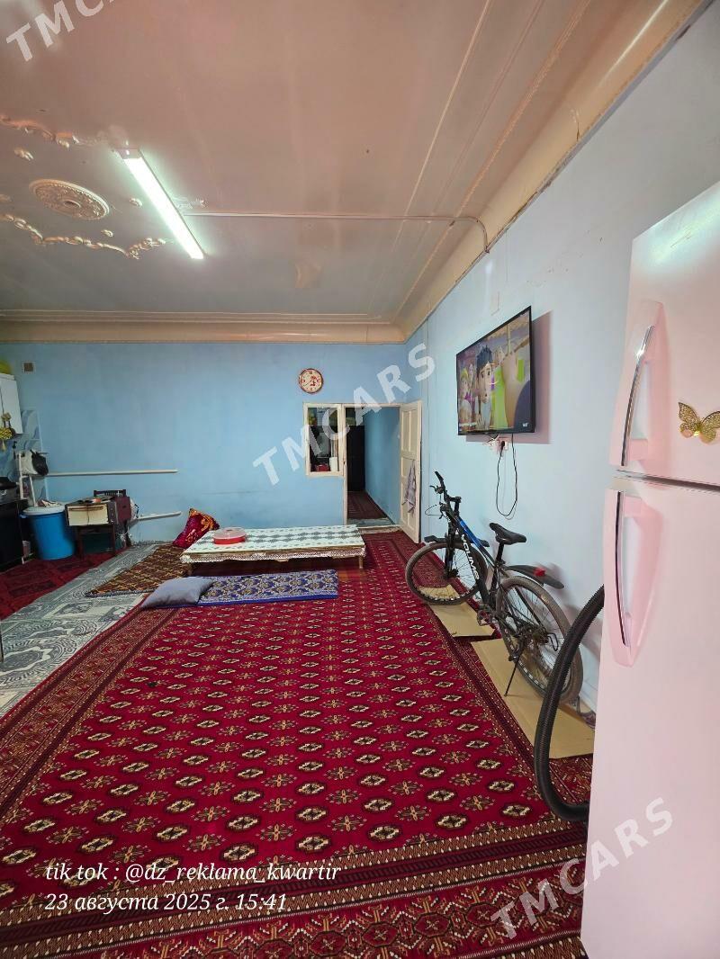 Yarym uçastka satylyar - Daşoguz - img 2