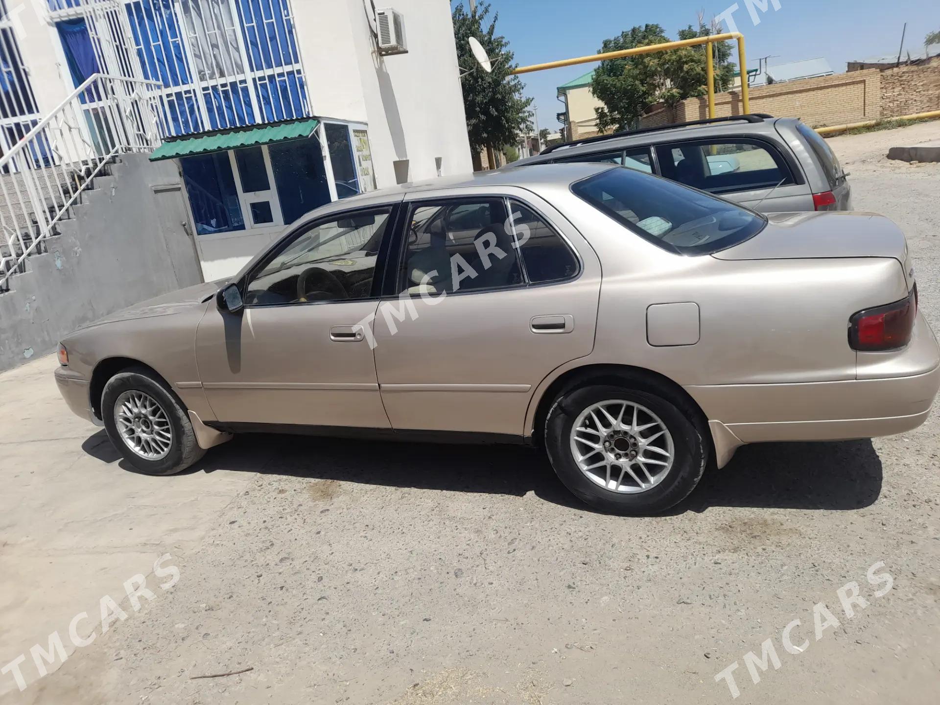 Toyota Camry 1993 - 76 000 TMT - Гарабекевюл - img 5