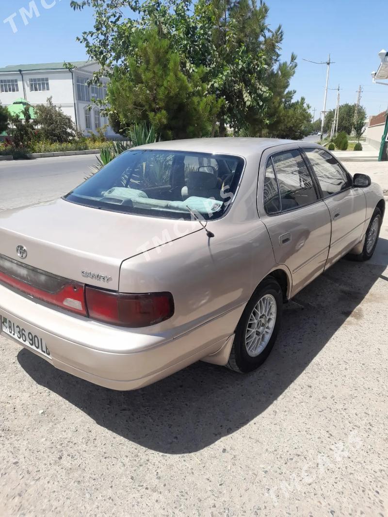 Toyota Camry 1993 - 76 000 TMT - Гарабекевюл - img 2