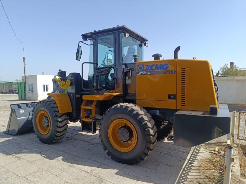 XCMG LW300F 2025 - 620 000 TMT - Туркменабат - img 9