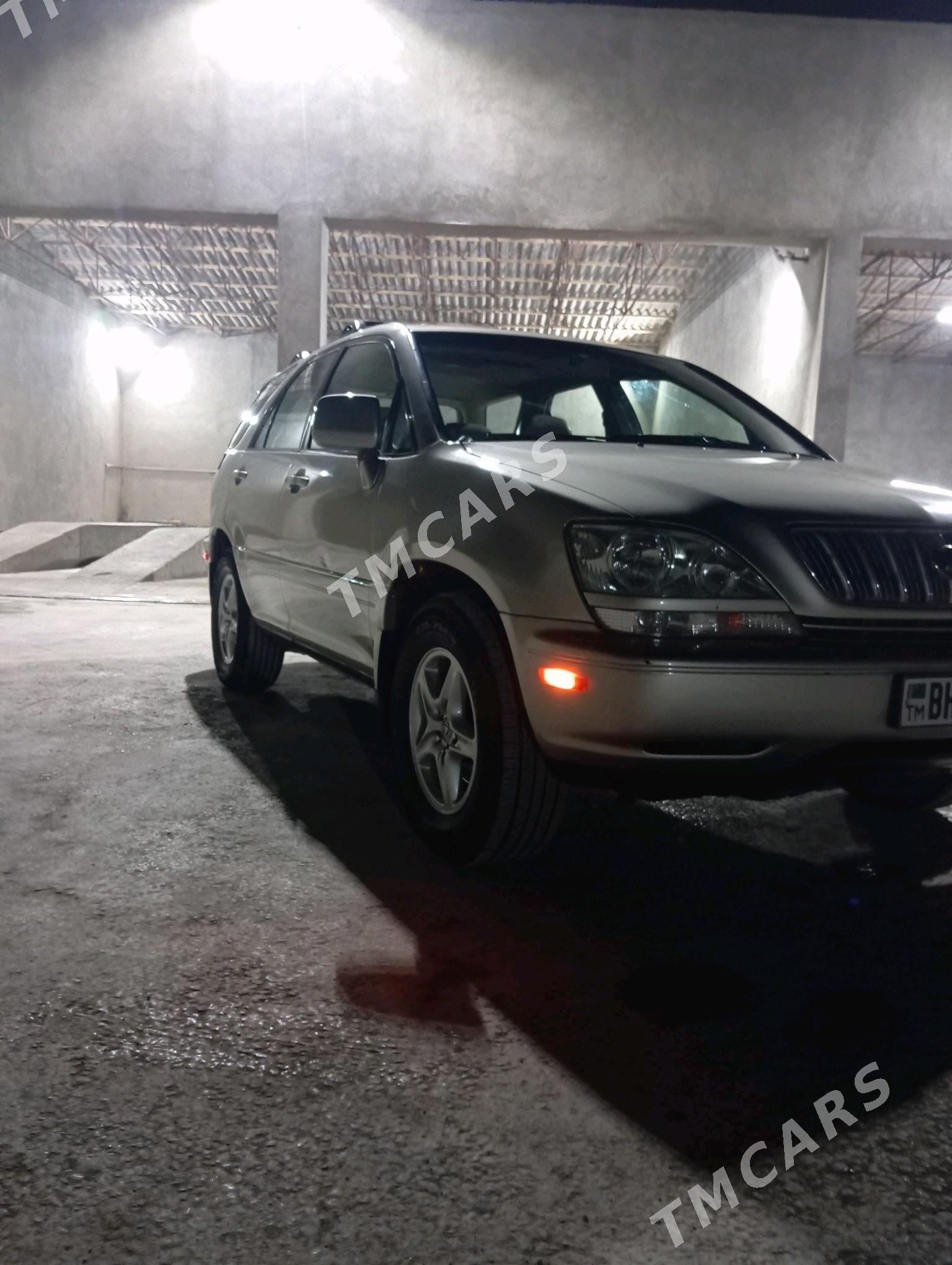Lexus RX 300 1999 - 170 000 TMT - Теджен - img 3