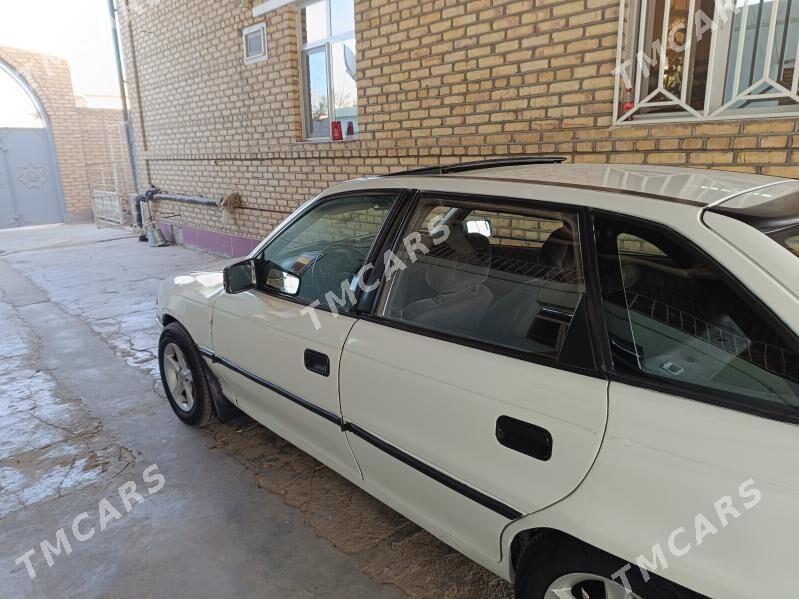 Opel Astra 1991 - 27 000 TMT - Мары - img 2