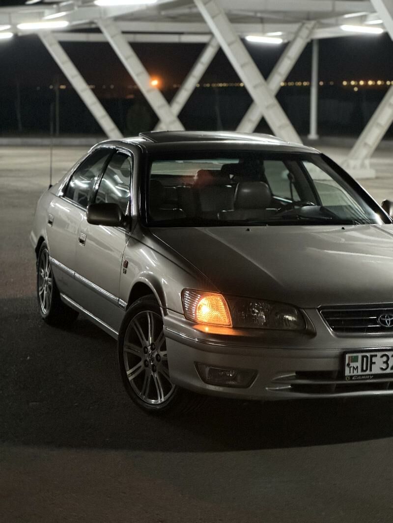 Toyota Camry 2001 - 189 000 TMT - Mary - img 9