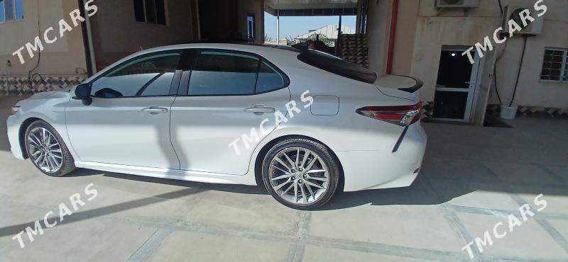 Toyota Camry 2019 - 310 000 TMT - Wekilbazar - img 3