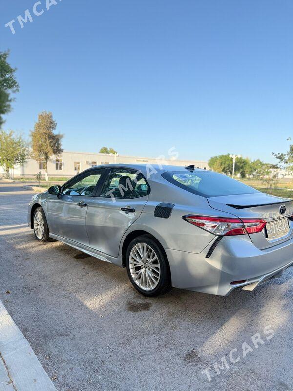 Toyota Camry 2020 - 310 000 TMT - Дянев - img 4