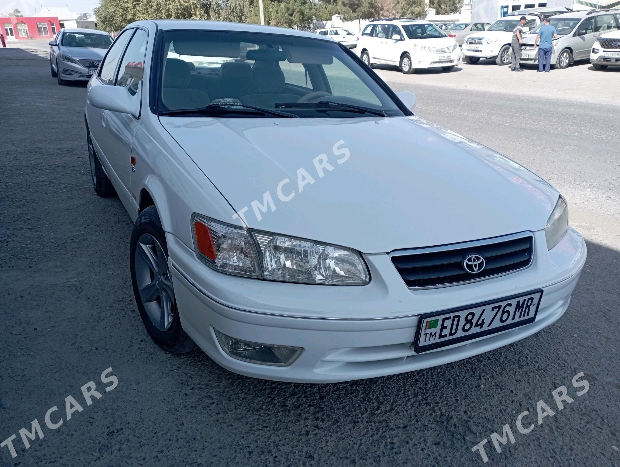 Toyota Camry 2000 - 140 000 TMT - Мары - img 3