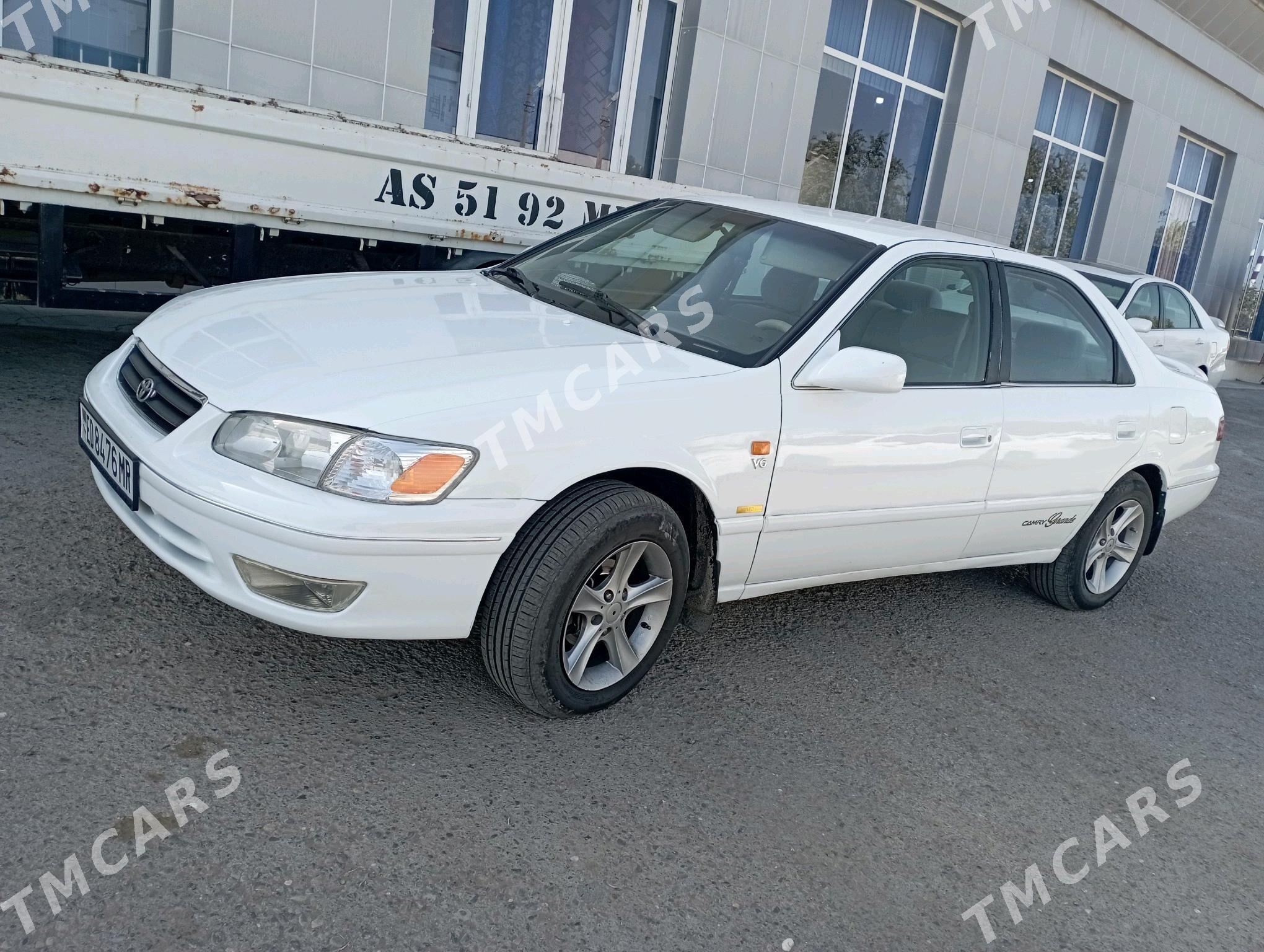 Toyota Camry 2000 - 140 000 TMT - Мары - img 5