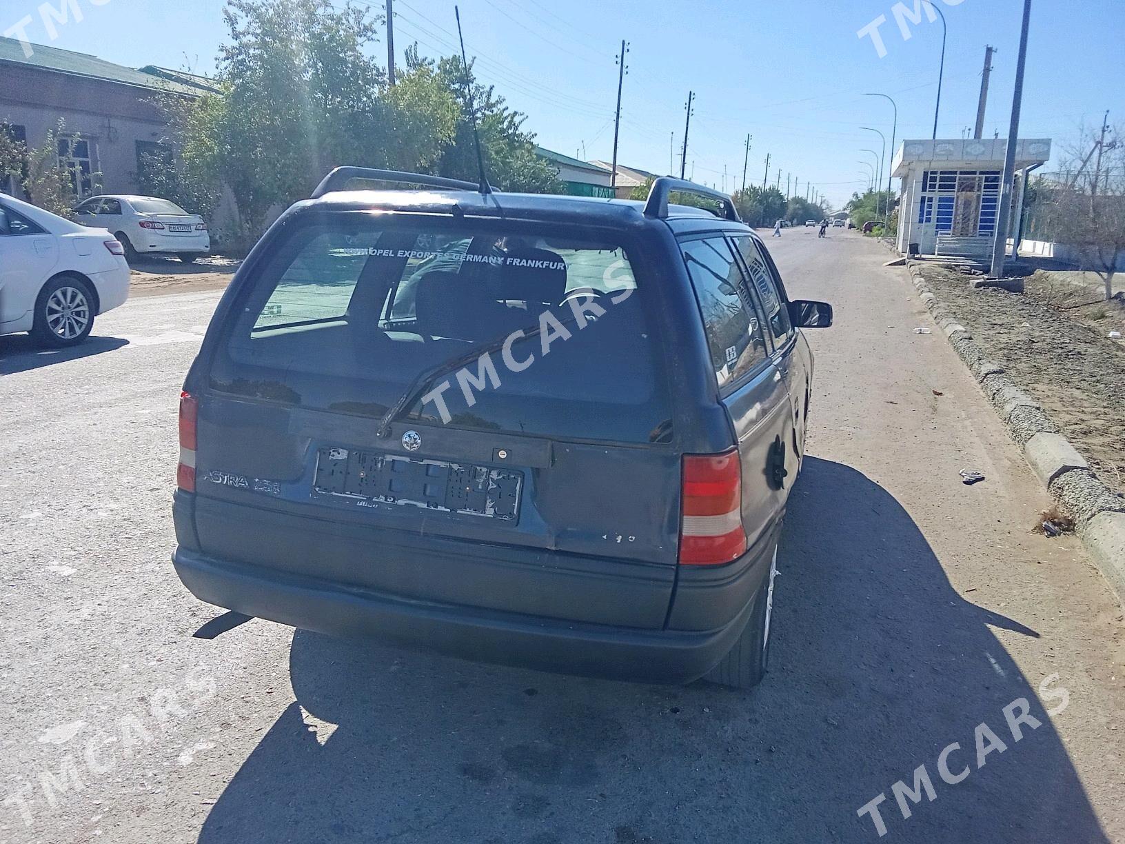 Opel Astra 1993 - 32 000 TMT - Gubadag - img 1