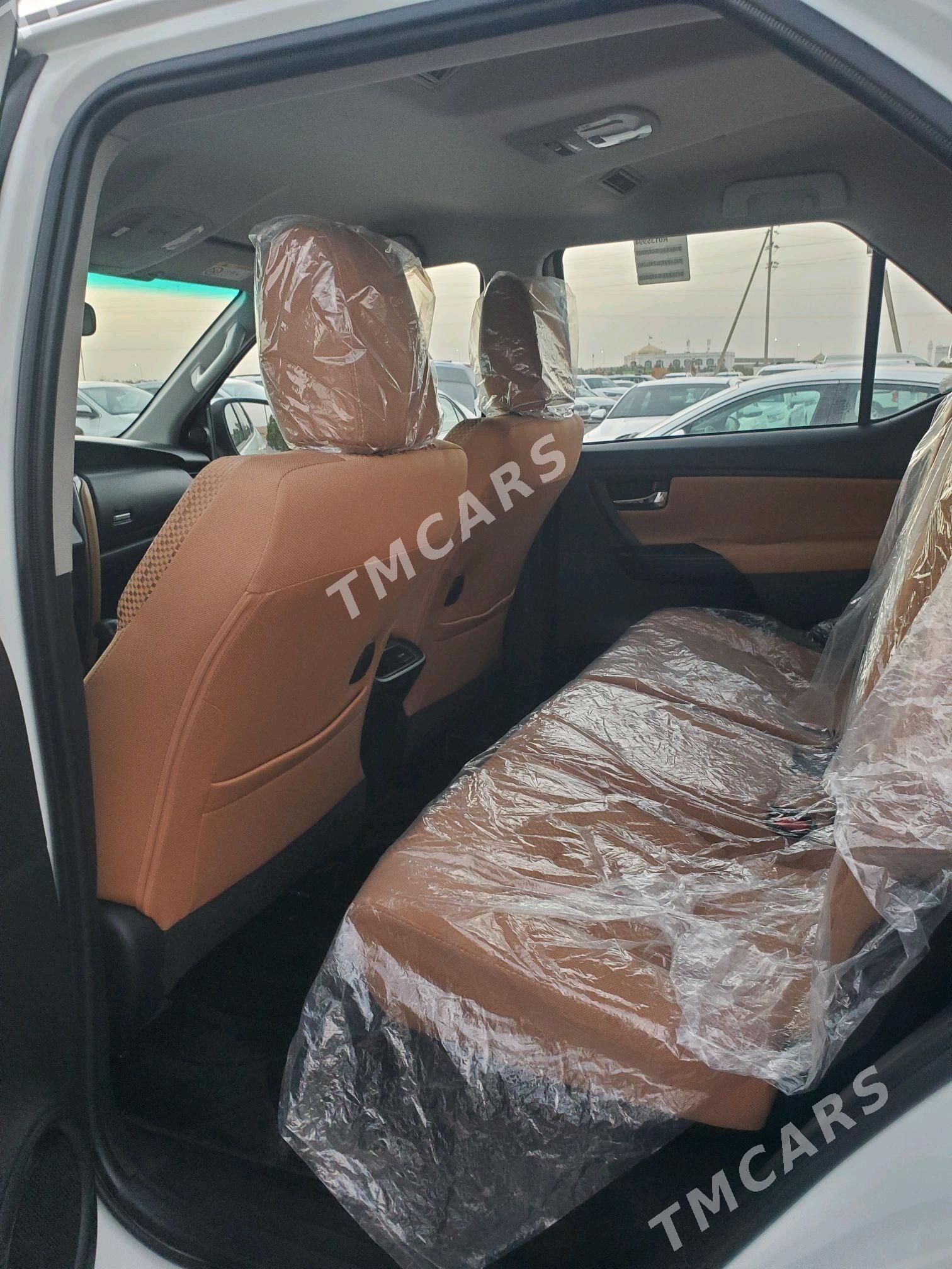 Toyota Fortuner 2024 - 624 000 TMT - Aşgabat - img 3