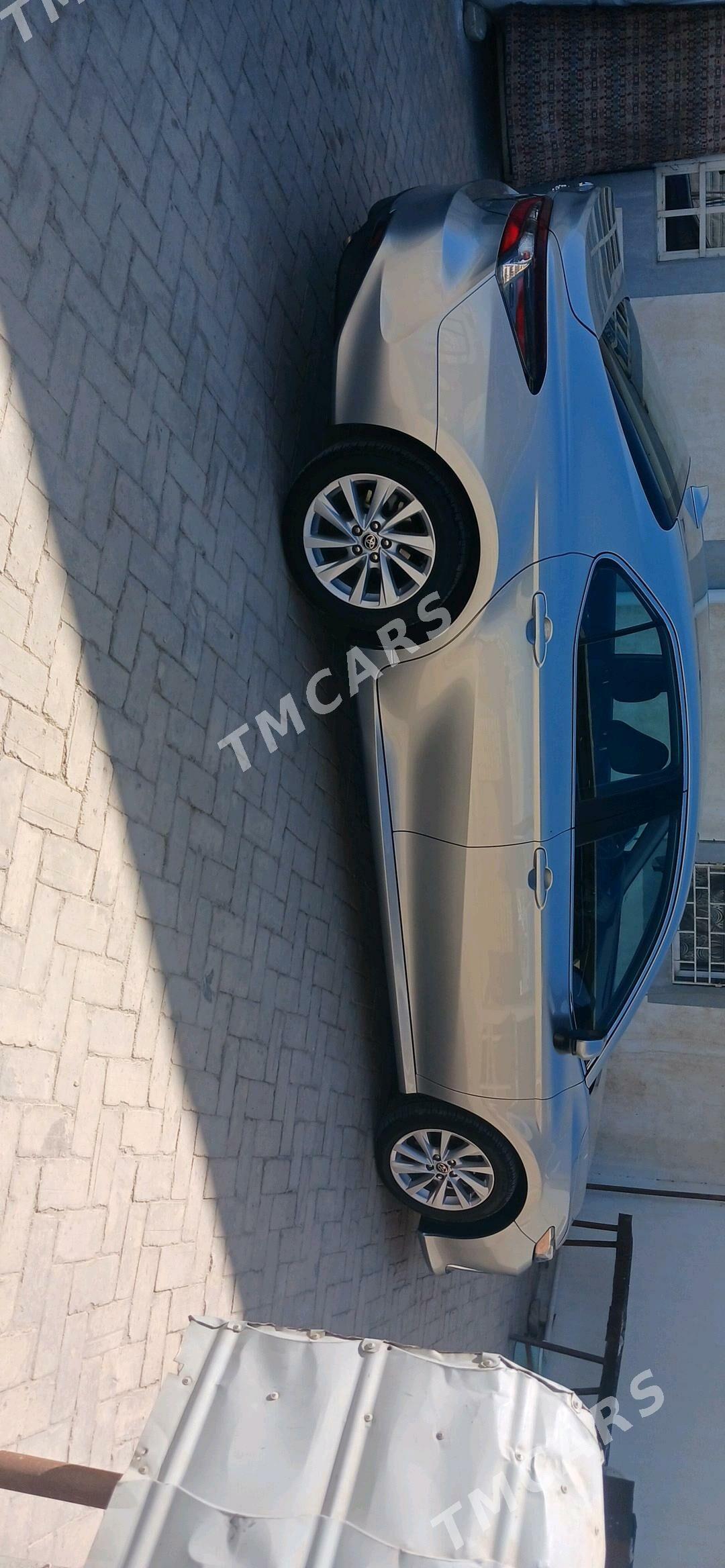 Toyota Camry 2023 - 320 000 TMT - Мары - img 2