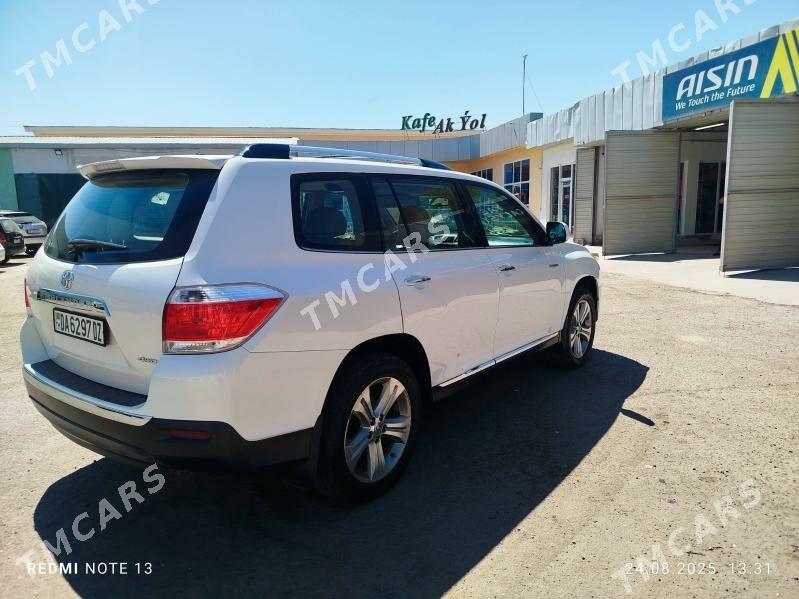 Toyota Highlander 2012 - 360 000 TMT - Дашогуз - img 5